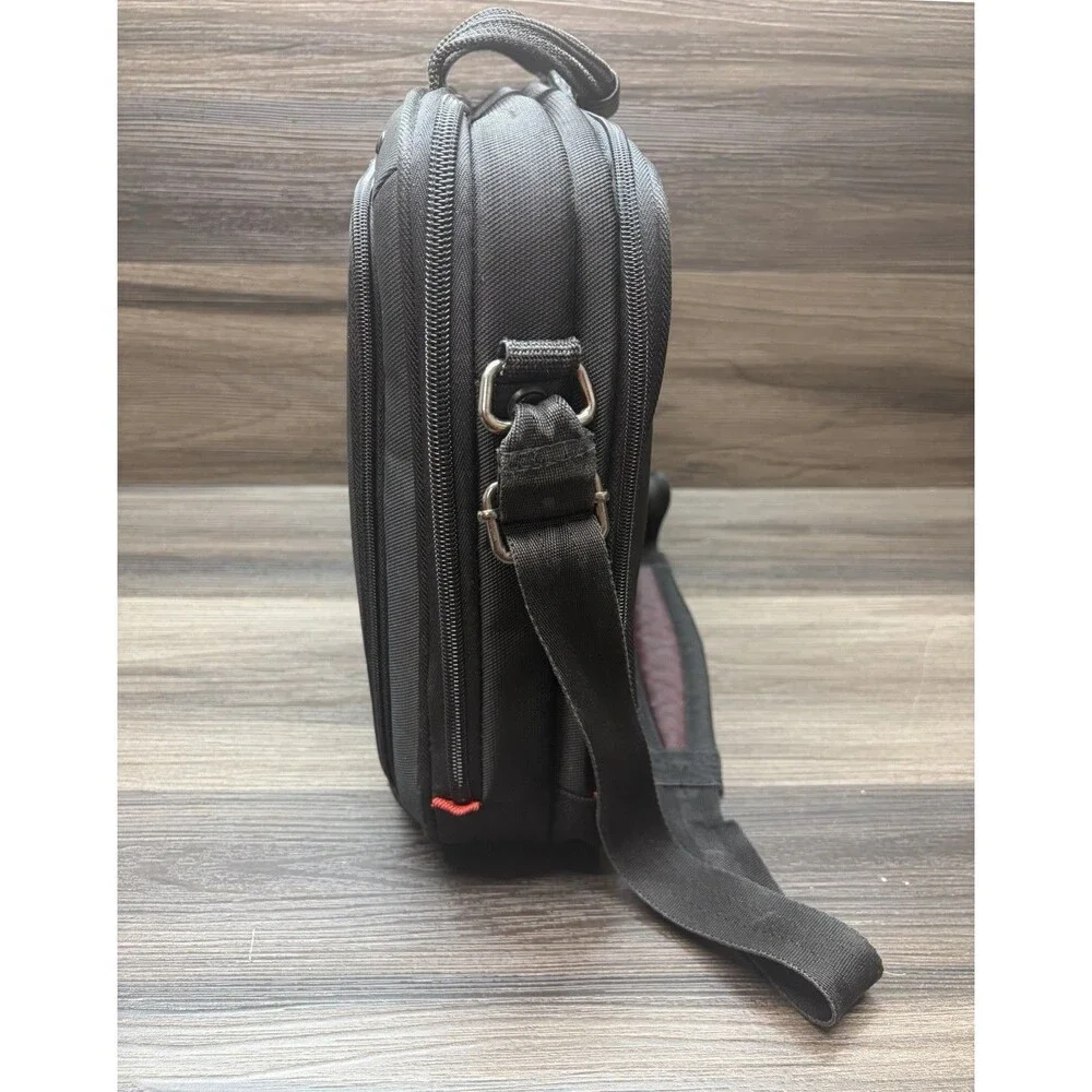 SwissGear key features